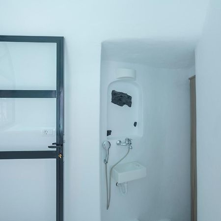 Nano Oia Canaves Luaran gambar